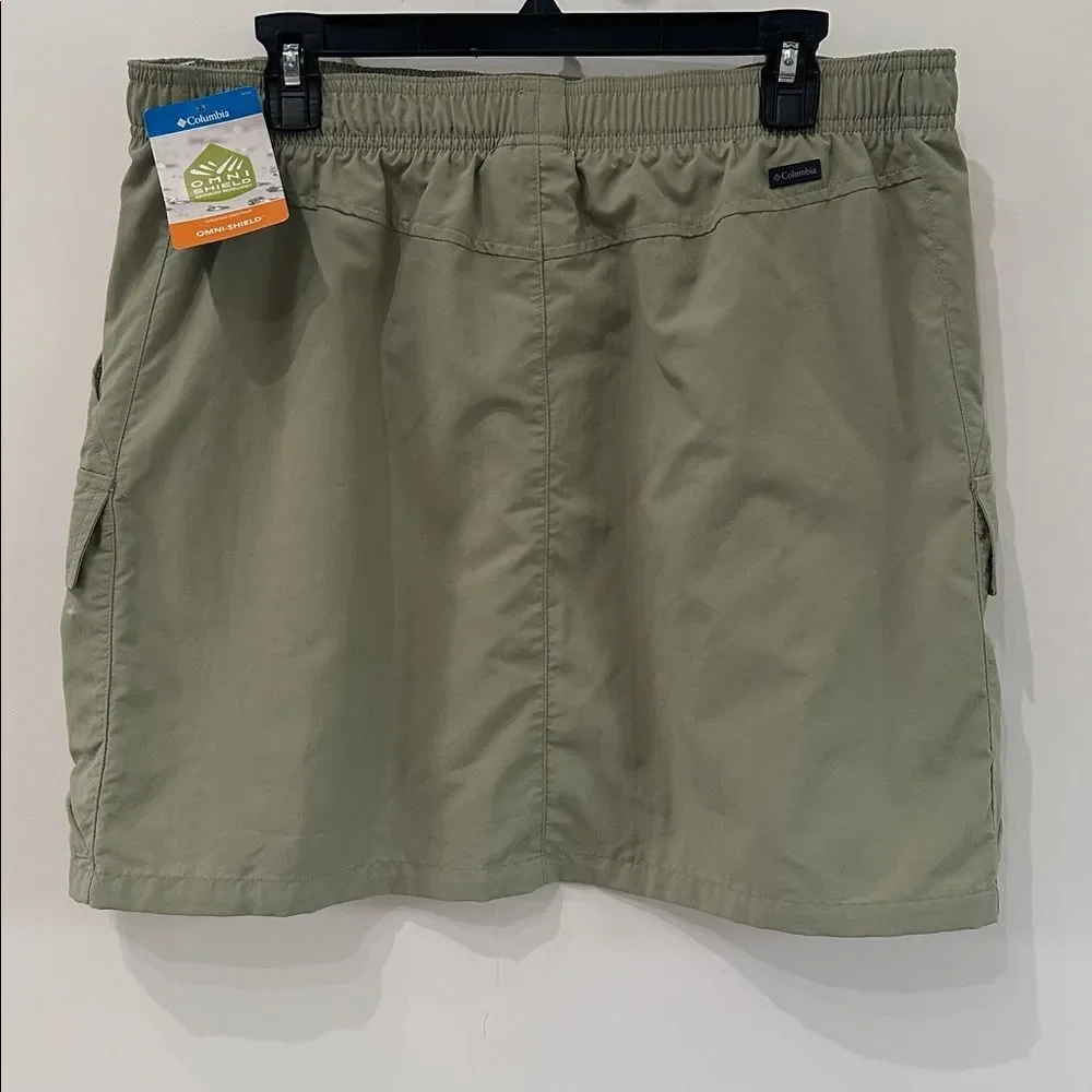 Columbia Sandier Cargo Skirt NEW Safari Green Large Omni Shade/Shield Athletic